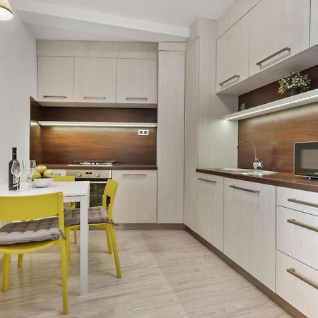 Apple Apartment Bratislava Exteriör bild