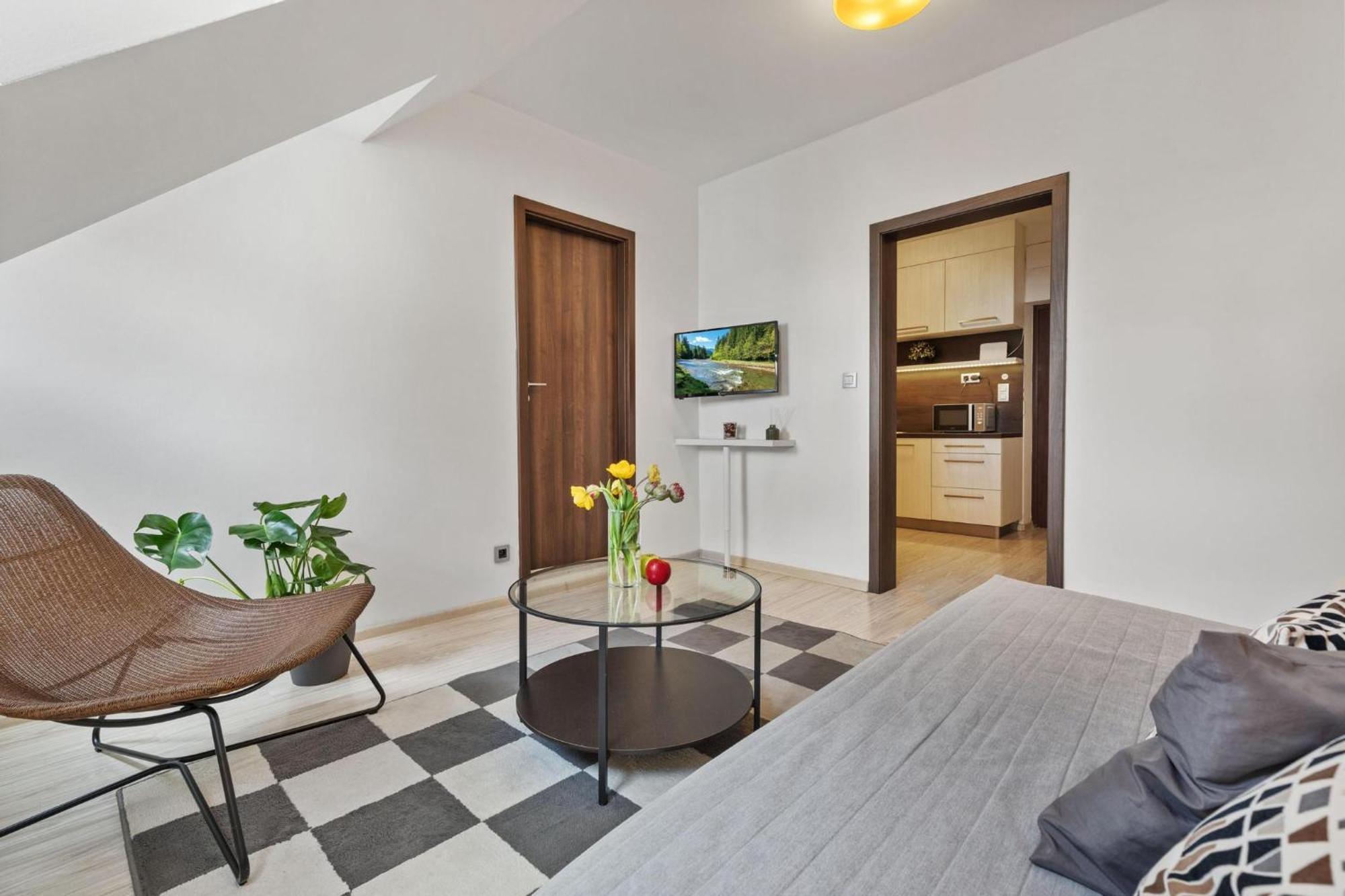 Apple Apartment Bratislava Exteriör bild